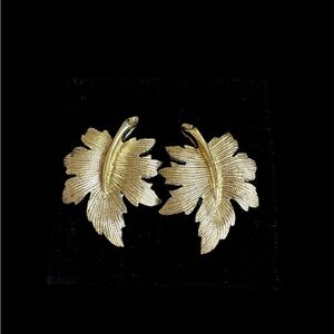 Gold Leaf Earrings